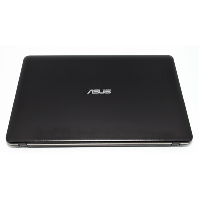 PORTATIL ASUS A541U / i5-7200U 2.5GHz / 500GB SSD / 4GB RAM