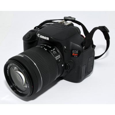 CÁMARA REFLEX CANON EOS 700D + 18-55MM F: 3.5-5.6 IS STM