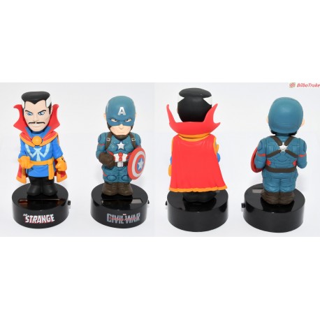 PAREJA DE FIGURAS SOLARES NECA MARVEL