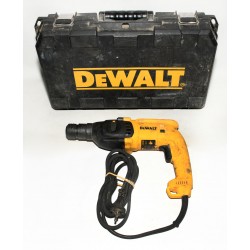 TALADRO DEWALT D25032-QS