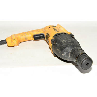 TALADRO DEWALT D25032-QS