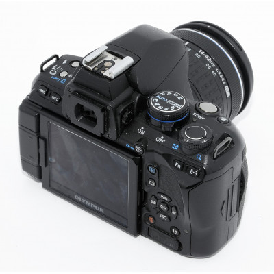 KIT OLYMPUS E620 + ZUIKO 40-150 + ZUIKO 14-42 + TARJETAS XD