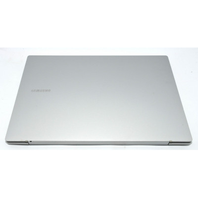 LAPTOP SAMSUNG GALAXY BOOK GO WIFI 14p / SNAPDRAGON 7C GEN2 2.55GHz / 120GB SSD / 4GB RAM