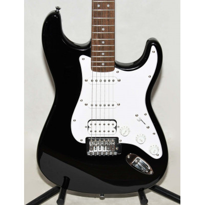 GUITARRA ELÉCTRICA FENDER SQUIER STRATOCASTER