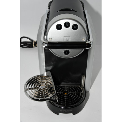 CAFETERA NESPRESSO ZENIUS