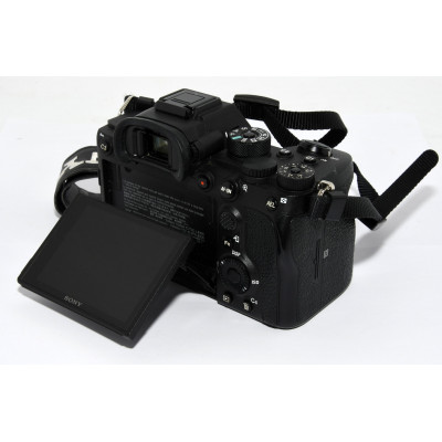 CÁMARA MIRRORLESS SONY ALPHA A7 R IV 61MPXLS