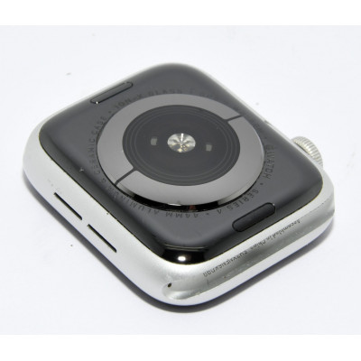 APPLE WATCH SERIES 4 GPS 44MM PLATA