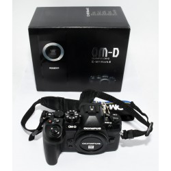 CAMARA DIGITAL MIRRORLESS OLYMPUS OM-D E-M1 MARK II
