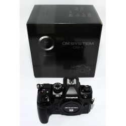 CAMARA DIGITAL MIRRORLESS OLYMPUS OM-1
