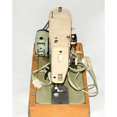 MAQUINA DE COSER ALFA 482