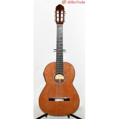 GUITARRA ELECTROACUSTICA RAIMUNDO MOD 130 CON PREVIO ADMIRA