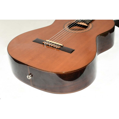 GUITARRA ELECTROACUSTICA RAIMUNDO MOD 130 CON PREVIO ADMIRA