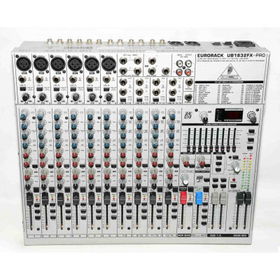 MESA MEZCLAS BEHRINGER EURORACK UB1832FX-PRO