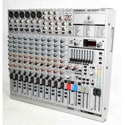MESA MEZCLAS BEHRINGER EURORACK UB1832FX-PRO