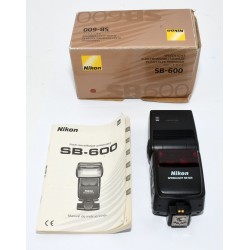 FLASH NIKON SB-600