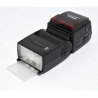 FLASH NIKON SB-600