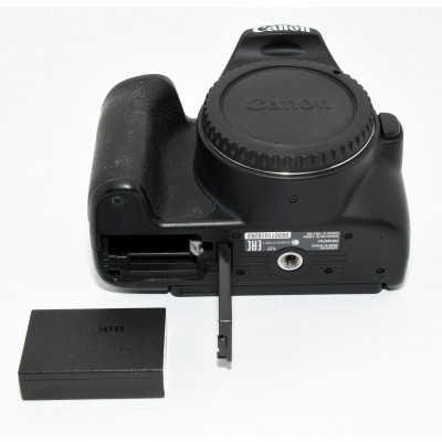 CUERPO CAMÁRA CANON EOS 250D