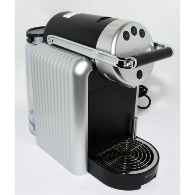 CAFETERA CAPSULAS NESPRESSO ZENIUS