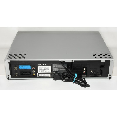 COMBO REPRODUCTOR DVD VHS SONY SLV-D900