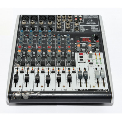MESA DE MEZCLAS BEHRINGER X1204 USB
