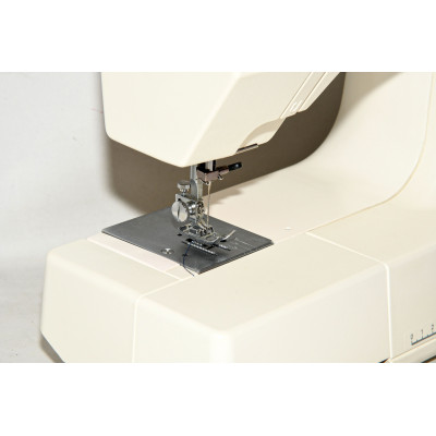 MAQUINA DE COSER PFAFF HOBBY 420