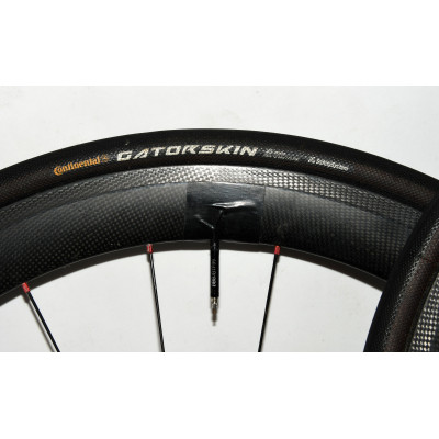 PAREJA RUEDAS DE CARBONO TUBULARES