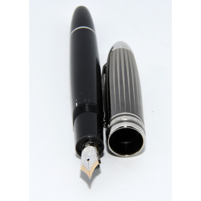 PLUMA MONTBLANC MEISTERSTUCK 149 DOUE PLUMIN F