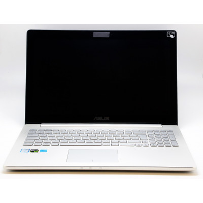 Asus UC501 V I7-6700HQ