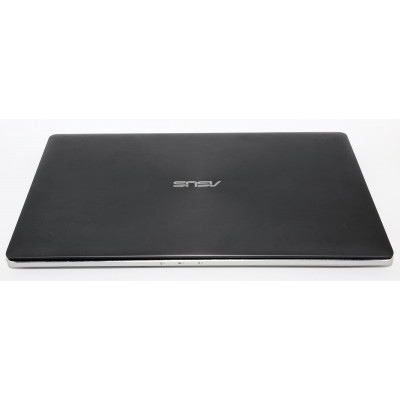 Asus UC501 V I7-6700HQ