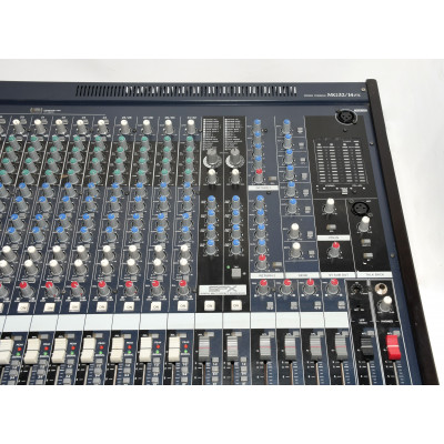 MESA DE MEZCLAS YAMAHA MG32/14FX