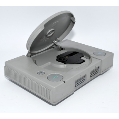 CONSOLA SONY PS1 CON 2 MANDOS Y CABLEADO