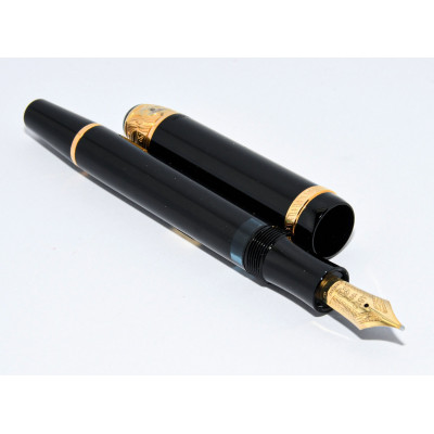 PLUMA MONTBLANC VOLTAIRE GRANDES ESCRITORES