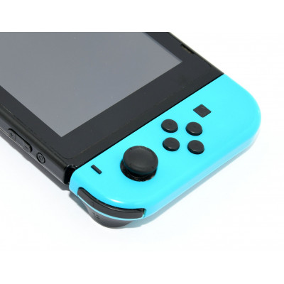 CONSOLA NINTENDO SWITCH ROJA Y AZUL