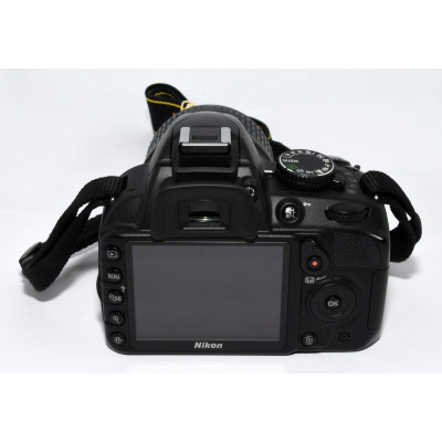 CÁMARA REFLEX NIKON D3100 + 18-55MM