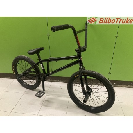 BICICLETA BMX WETHEPEOPLE