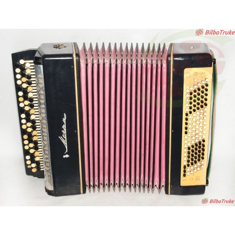 ACORDEON DECORATRIVO MERMA