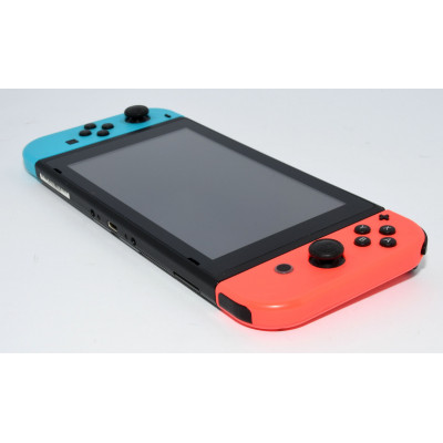 CONSOLA NINTENDO SWITCH ROJA Y AZUL