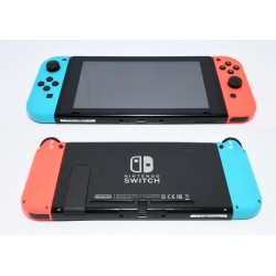 CONSOLA NINTENDO SWITCH ROJA Y AZUL