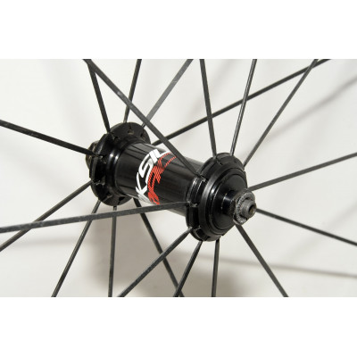 PAREJA RUEDAS MAVIC AKSIRYUM RACE