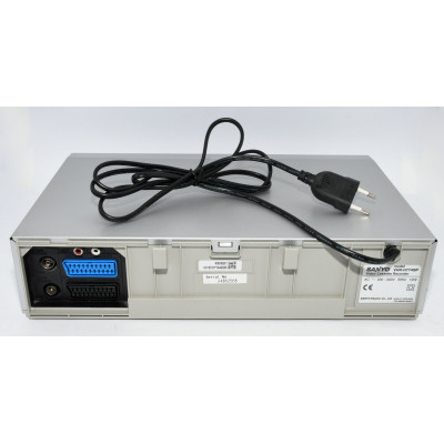 REPRODUCTOR VHS SANYO VHR-H774000SP CON MANDO
