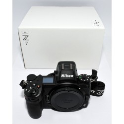 CUERPO DE CAMARA MIRRORLESS NIKON Z7