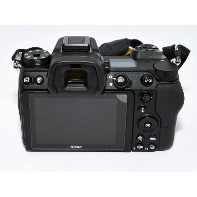 CUERPO DE CAMARA MIRRORLESS NIKON Z7