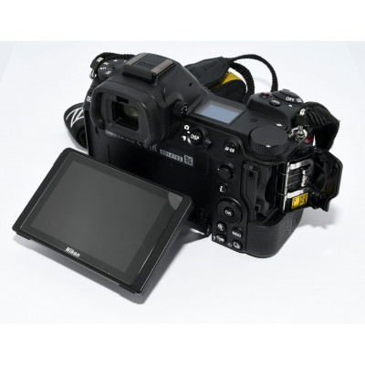 CUERPO DE CAMARA MIRRORLESS NIKON Z7