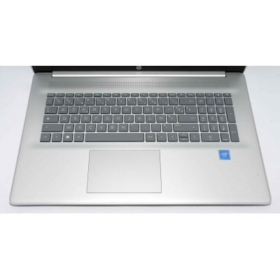 PORTATIL HP 17-CN0011NF / CELERON N4120 1.1GHz / 120GB SSD / 4GB RAM