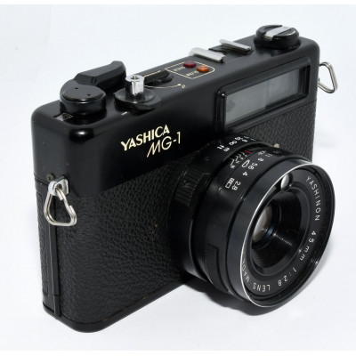 CÁMARA VINTAGE REFLEX ANALÓGICA YASHICA MG-1