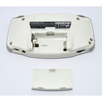 CONSOLA GAMEBOY ADVANCE BLANCA