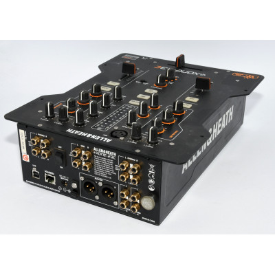 MESA DE MEZCLAS ALLEN AND HEATH XONE 23C