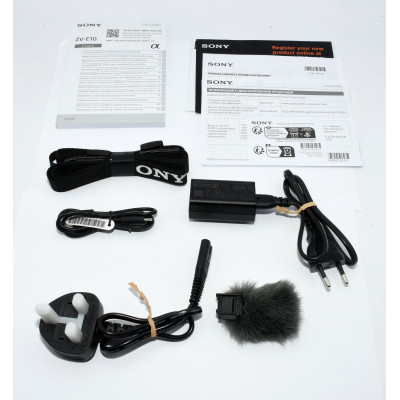 CÁMARA COMPACTA MIRRORLESS SONY ZV-E10 + 16-50MM