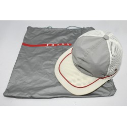 GORRA PRADA CON FUNDA