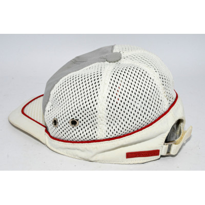 GORRA PRADA CON FUNDA